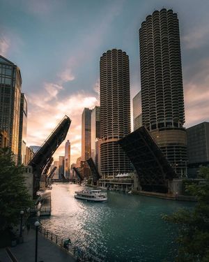 Image post by @chicago.explore on Instagram