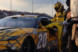 Image post by @nashvillesuperspeedway on Instagram