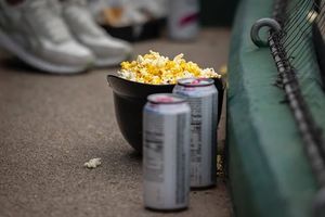 Image post by @lansinglugnuts on Instagram
