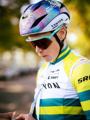 Image post by @wmncycling on Instagram