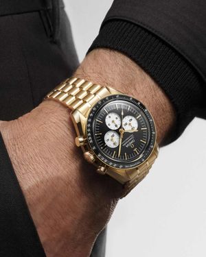 Image post by @omega on Instagram