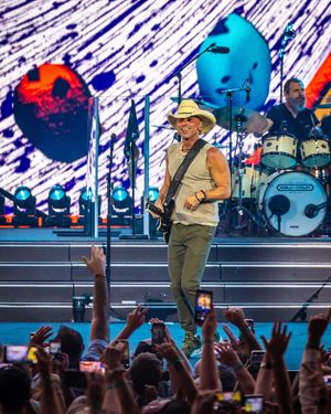 Image post by @spherevegas on Instagram