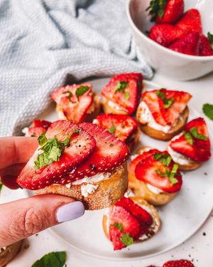 Image post by @everything_delish on Instagram
