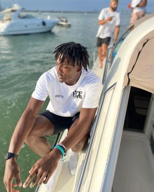 Image post by @tariqwoolen on Instagram