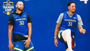 Video post by @Golden State Warriors on YouTube