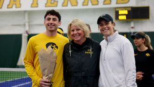 Image post by @iowa_tennis on Twitter