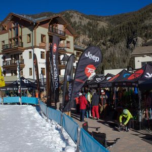 Image post by @skitaos on Instagram