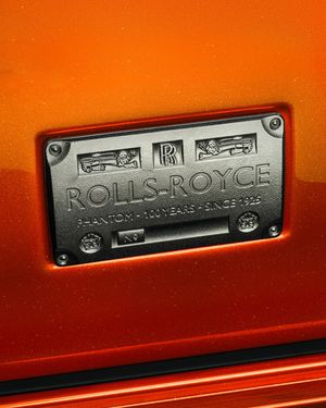 Image post by @rollsroycecarsna on Instagram