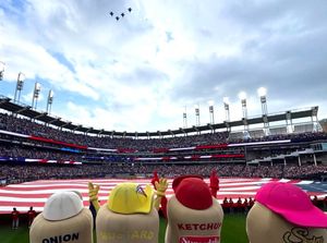 Image post by @CleHotDogs on Twitter