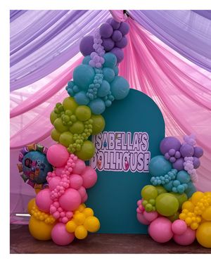 Image post by @majesticinglewoodpartyrentals on Instagram