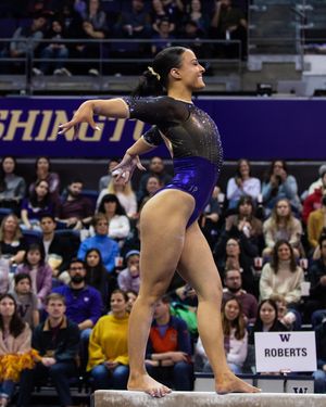 Image post by @uwgymnastics on Instagram