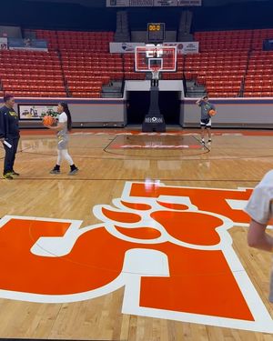 Image post by @ksuowlswbb on Instagram