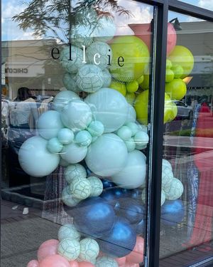 Image post by @balloons_by_victoria_dz on Instagram