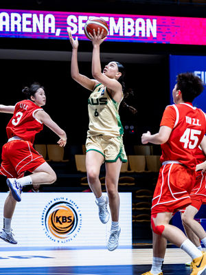 Image post by @basketballaus on Instagram