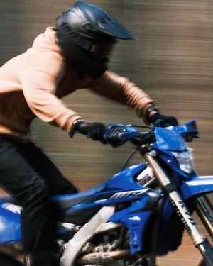 Image post by @vahna.moto on Instagram