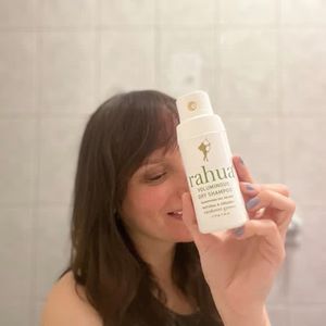 Video post by @RahuaBeauty on Facebook