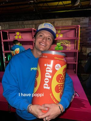 Video post by @drinkpoppi on TikTok