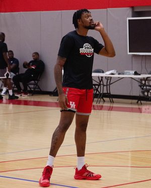 Image post by @bradymoneysniper on Instagram