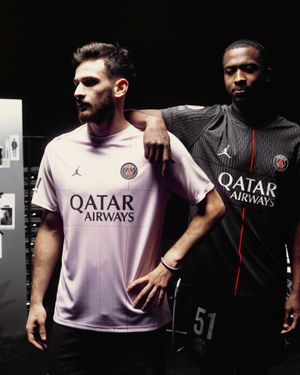 Image post by @psg on Instagram