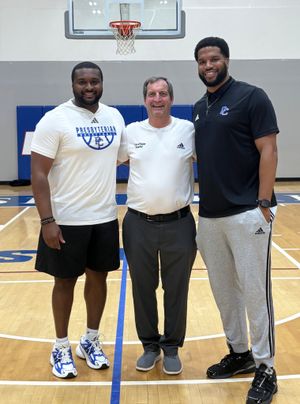 Image post by @bluehosembb on Instagram