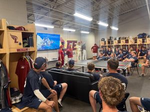 Image post by @leeubaseball on Instagram