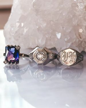 Image post by @maejeanvintage on Instagram