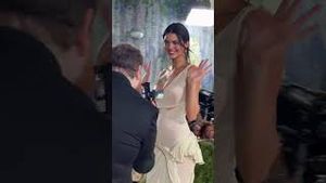 Video post by @elle on YouTube