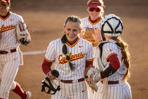Image post by @iowastatesoftball on Instagram
