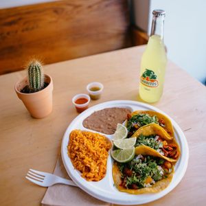 Image post by @rojosmexicanfood on Instagram