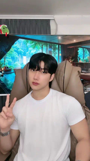 Image post by @livehooni on TikTok