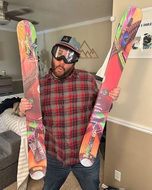 Image post by @jskis on Facebook