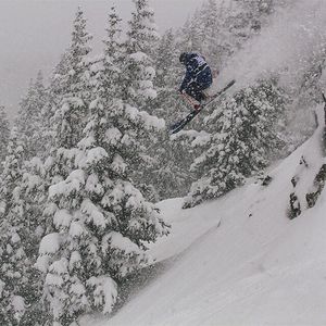Image post by @skitaos on Instagram
