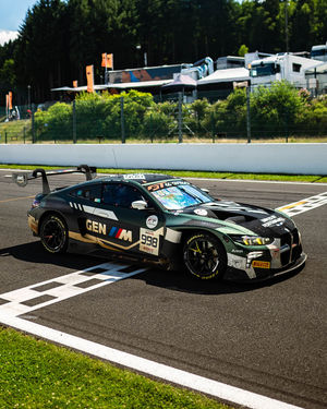 Image post by @bmwm on Instagram