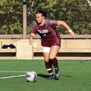 Image post by @redlands_bulldogs on Instagram