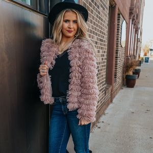 Image post by @shopfillyflair on Instagram