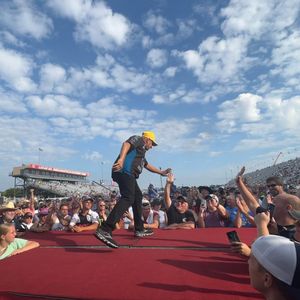 Image post by @roberthight7000 on Instagram