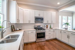 Image post by @kellyraaberealestate on Instagram
