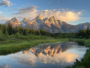 Image post by @nationalparkscollective on Instagram