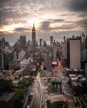Image post by @empirestatebldg on Instagram