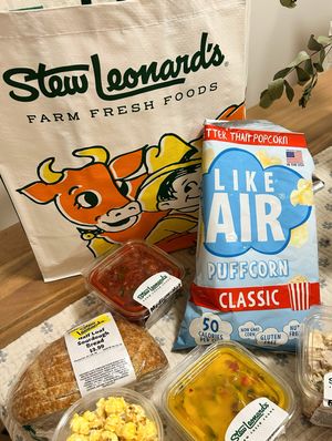 Image post by @likeairsnacks on Instagram