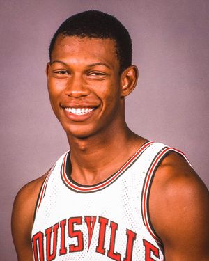 Image post by @LouisvilleMBB on Twitter