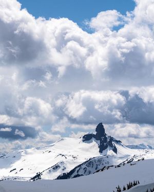 Image post by @whistlerblackcomb on Instagram