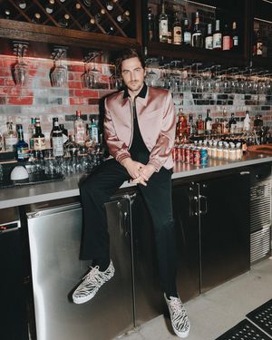 Image post by @kendallschmidt on Instagram