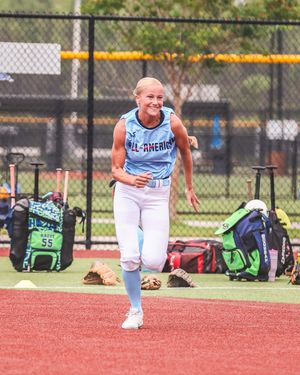 Image post by @softballyouth on Instagram