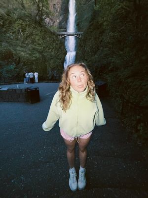 Image post by @brookedoeseverything on Instagram