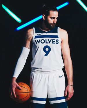 Image post by @Timberwolves on Twitter/X