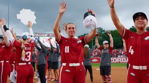 Video post by @RazorbackSB on Twitter