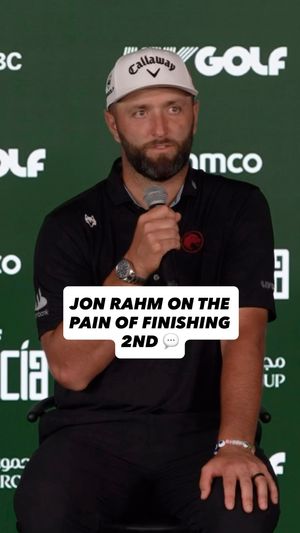 Video post by @livgolfleagueofficial on Facebook