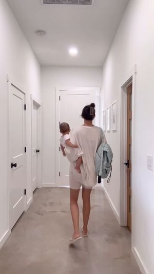 Video post by @sabrinanoellee on Instagram