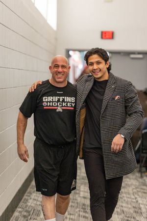 Image post by @griffinshockey on Twitter